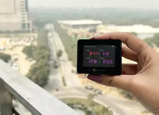 Triệu chứng Ho và Viêm Họng: Tác động của Ô nhiễm Môi trường và Cách Phòng ngừa